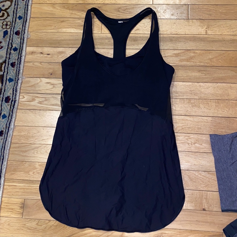Lululemon built in bra tank top shirt blouse